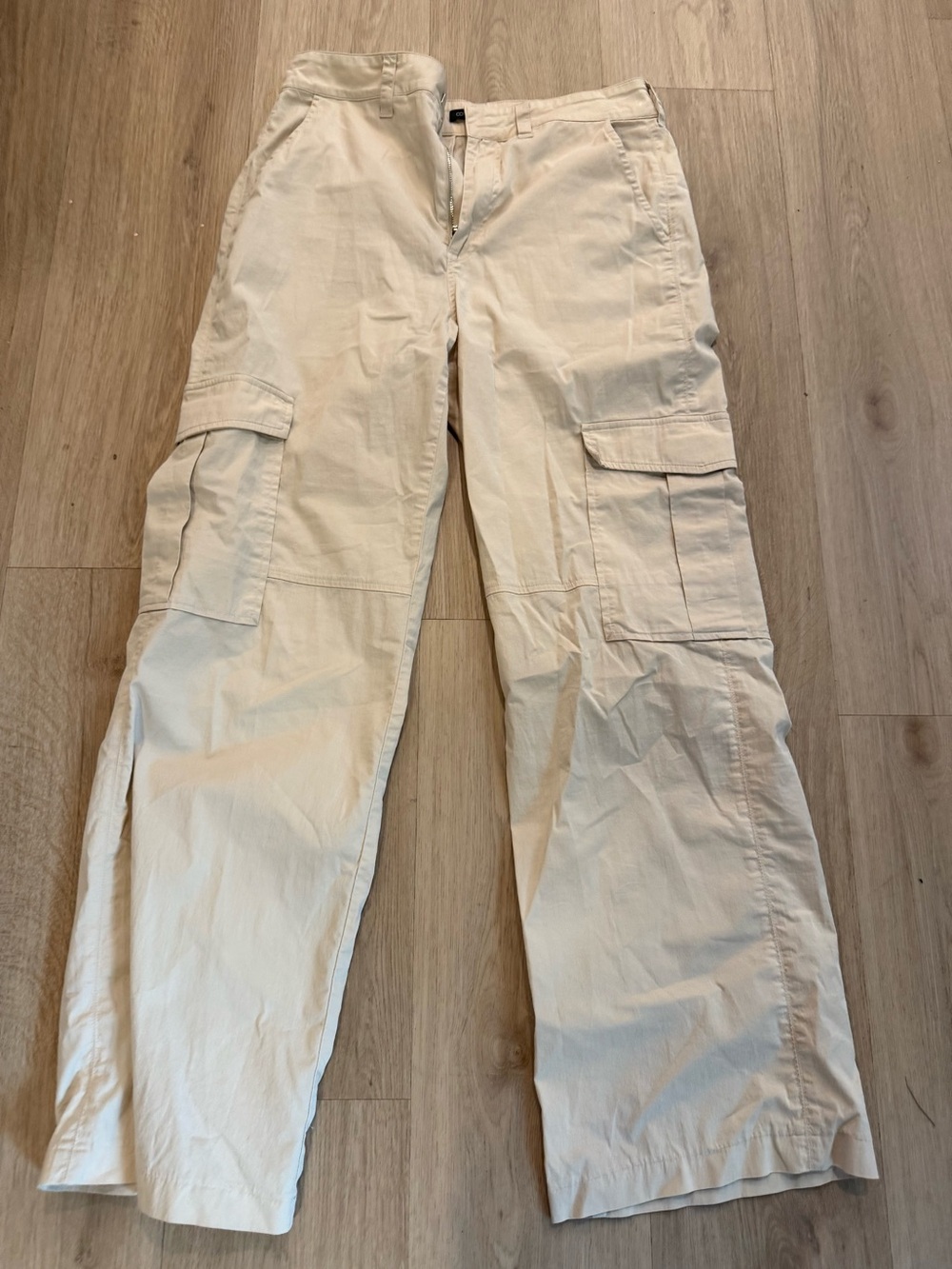 Cargo Pants in Light Beige adult medium